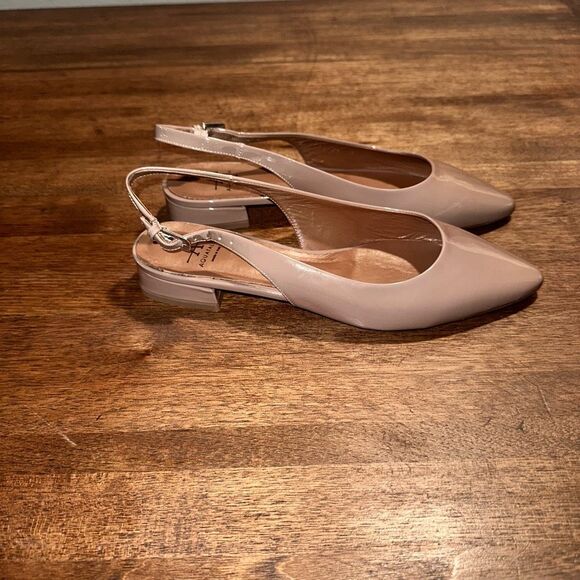 Worn twice Aquatalia Panfilia Slingback Pumps - Picture 4 of 9
